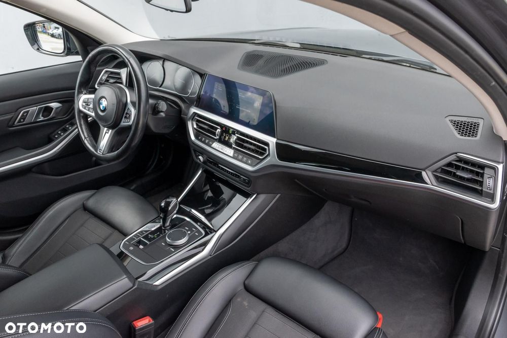BMW Seria 3 - 12