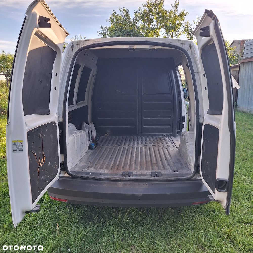 Volkswagen Caddy - 4