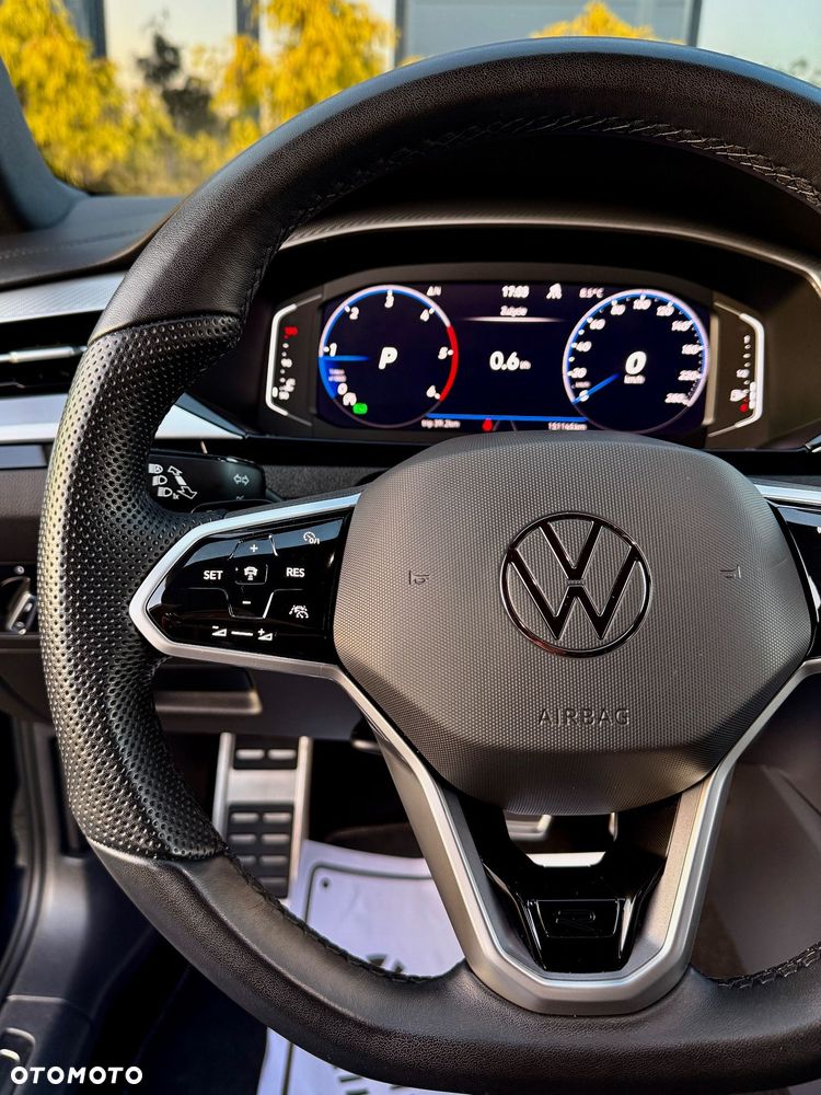 Volkswagen Arteon 2.0 TDI SCR DSG R-Line - 21
