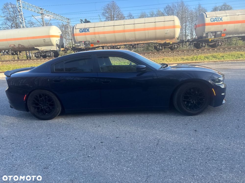 Dodge Charger - 7
