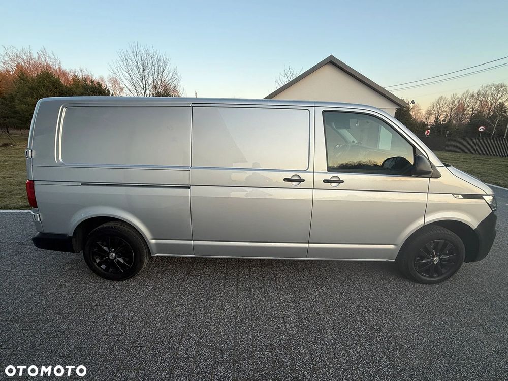 Volkswagen Transporter - 9