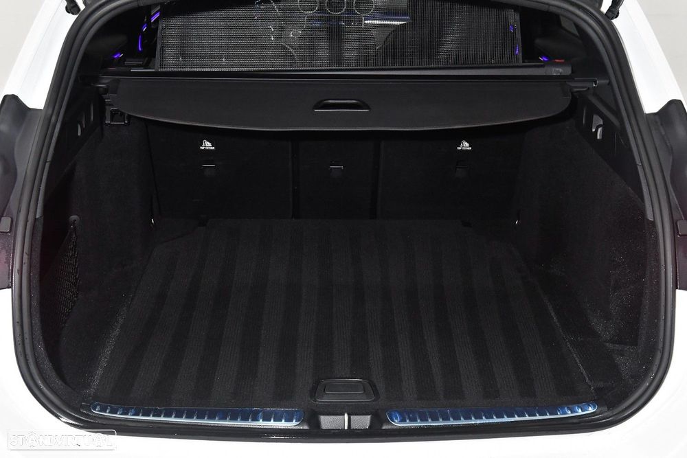 Mercedes-Benz C 300 d AMG Line - 9