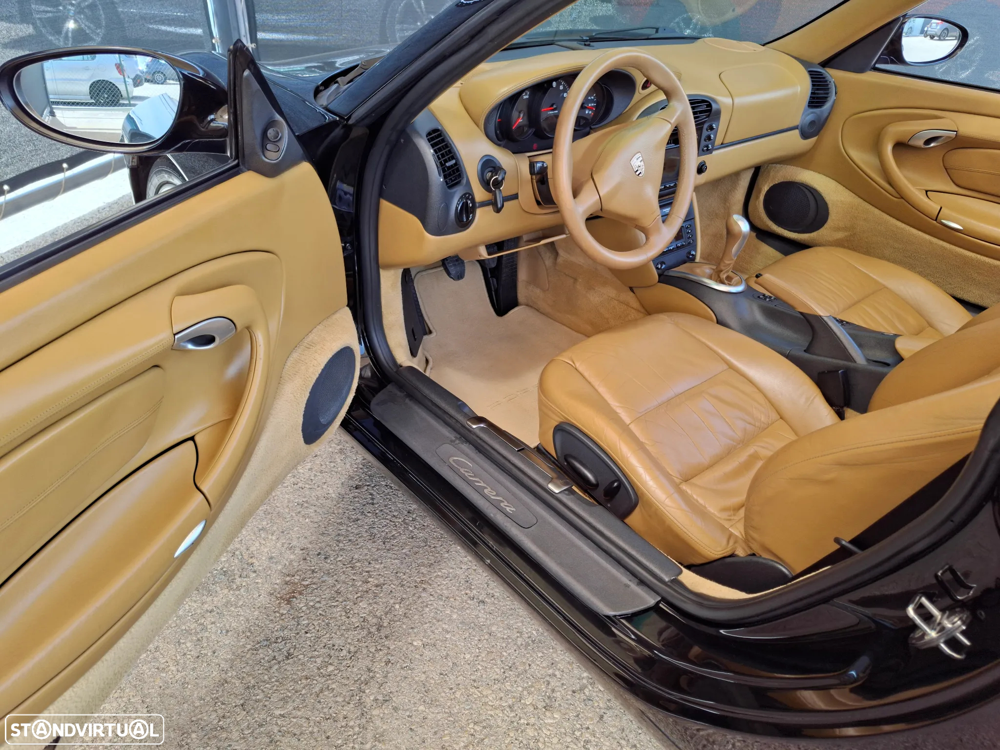 Porsche 911 (996) Carrera Cabrio - 30
