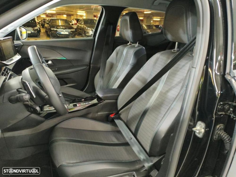 Peugeot 2008 1.5 BlueHDi Allure EAT8 - 8