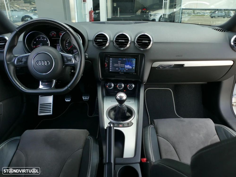 Audi TT RS Coupé - 41