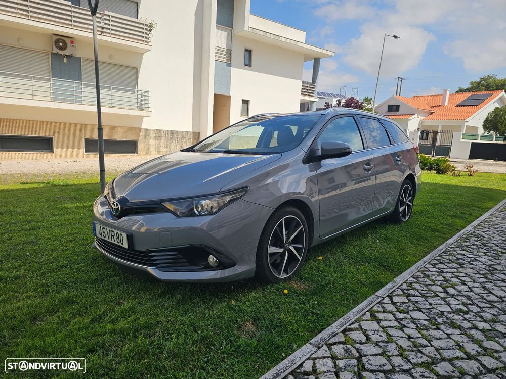 Toyota Auris Touring Sports 1.4 D-4D Comfort+Pack Sport - 1