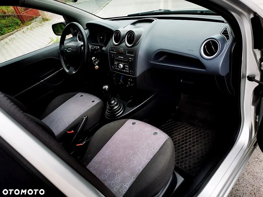 Ford Fiesta 1.3 Fun - 7