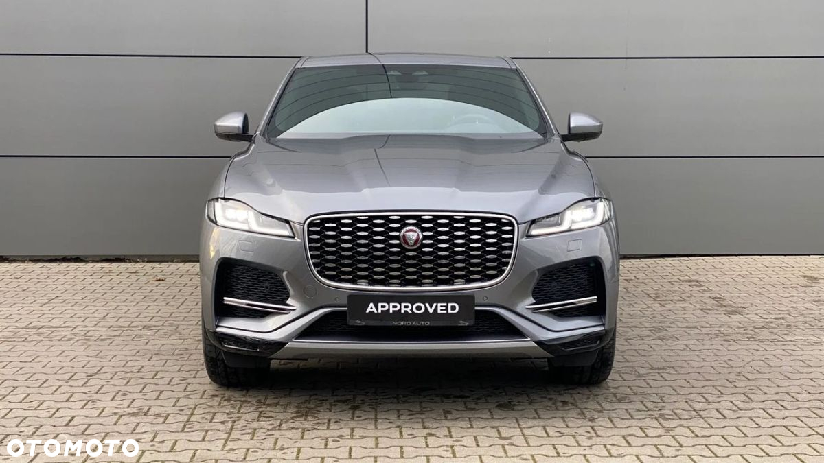 Jaguar F-Pace - 7