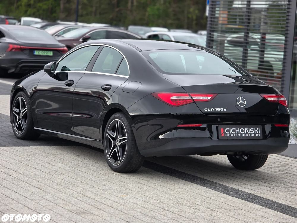 Mercedes-Benz CLA 180 d 8G-DCT - 6