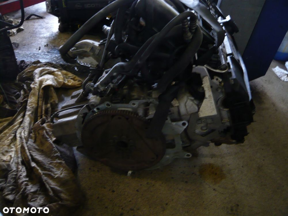 SILNIK KOMPLETNY BMW E46 2.2 R6 M54B22 - 4