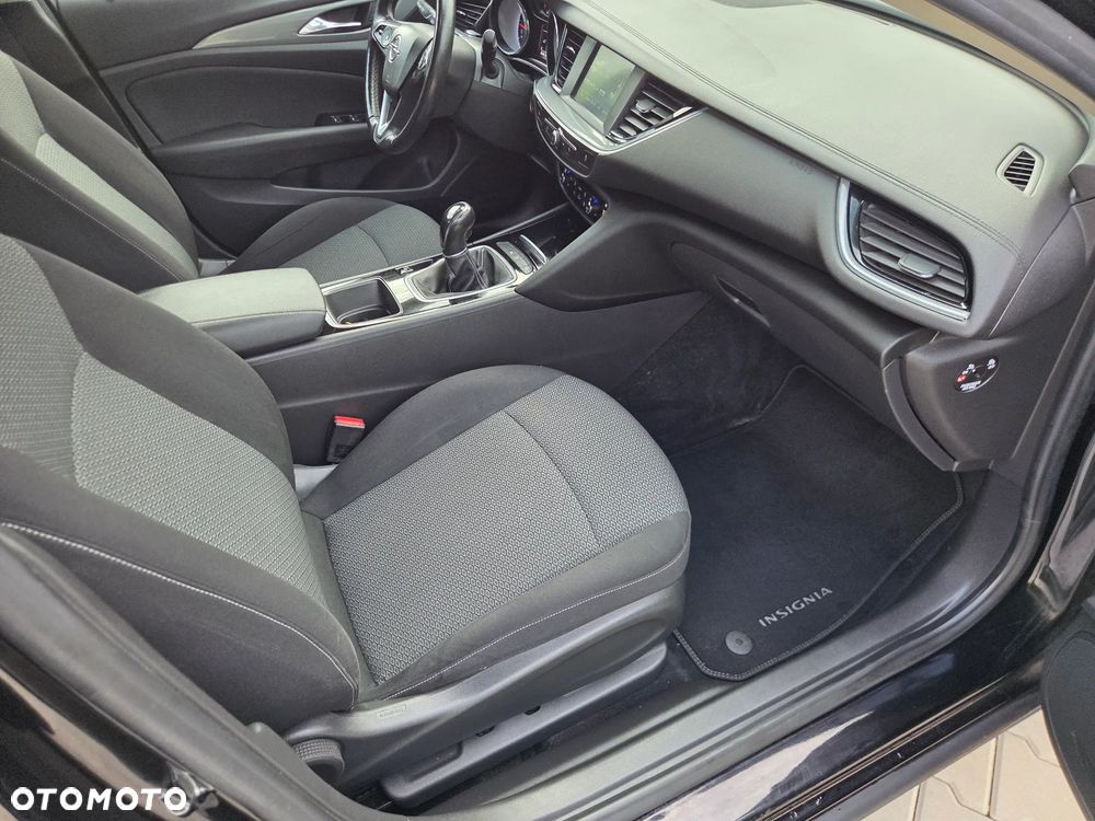 Opel Insignia 1.5 T Innovation S&S Eco - 18