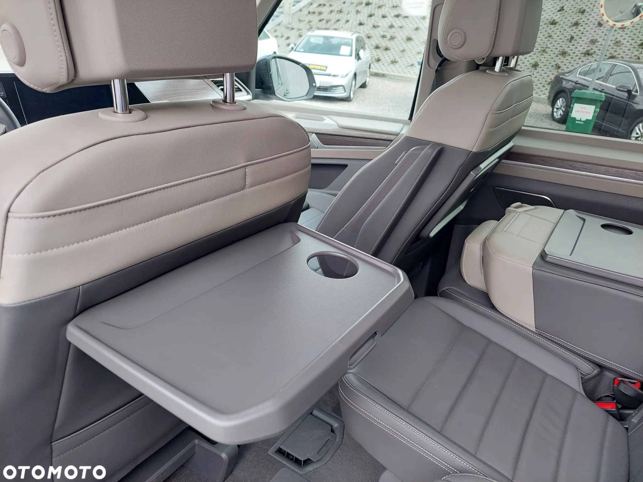 Volkswagen Multivan 1.4 TSI eHybrid PHEV L2 Style DSG - 19