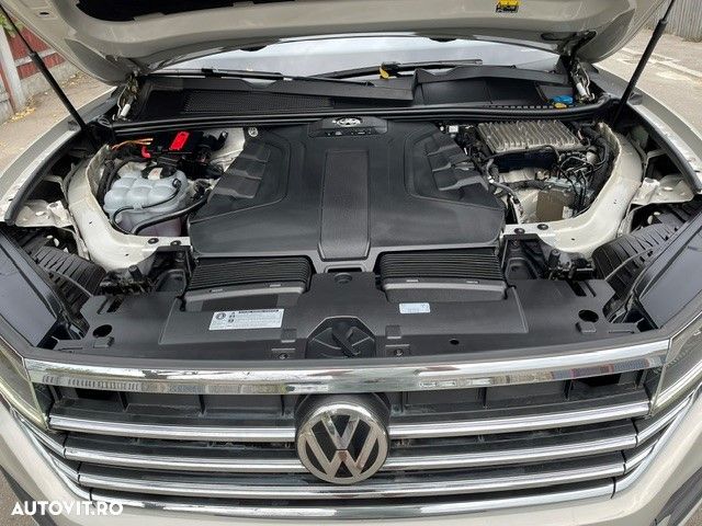 Volkswagen Touareg V6 TDI Style - 11