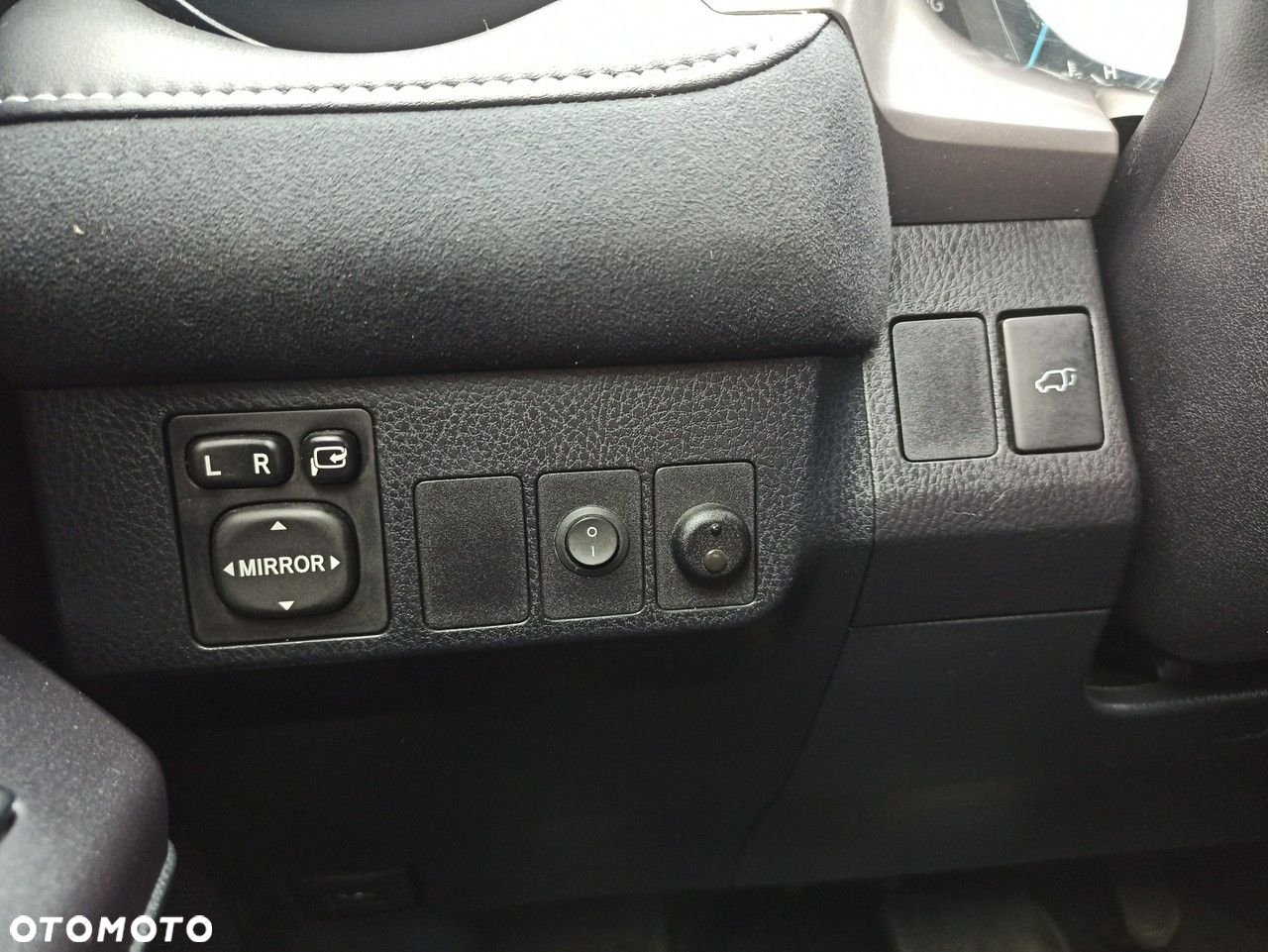 Toyota RAV4 - 28