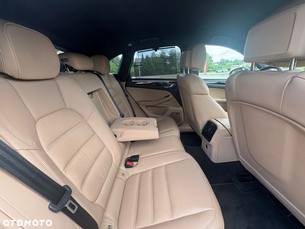 Porsche Macan Standard - 33