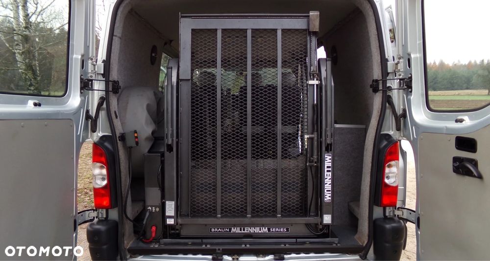 Renault MASTER 2.5 120KM KLIMA * WEBASTO * WINDA * WZOROWY STAN ! - 19