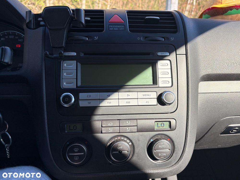 Volkswagen Golf 2.0 TDI Sportline - 11