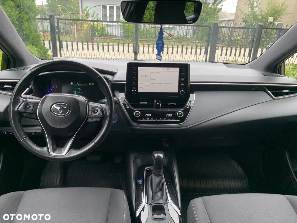 Toyota Corolla 1.8 Business Edition - 15