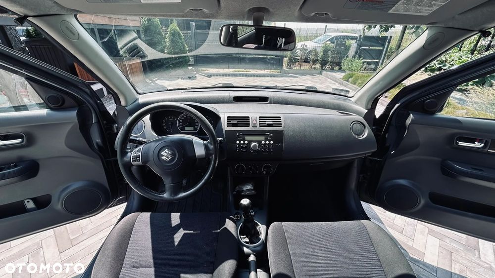 Suzuki Swift 1.3 GLX / Comfort - 27