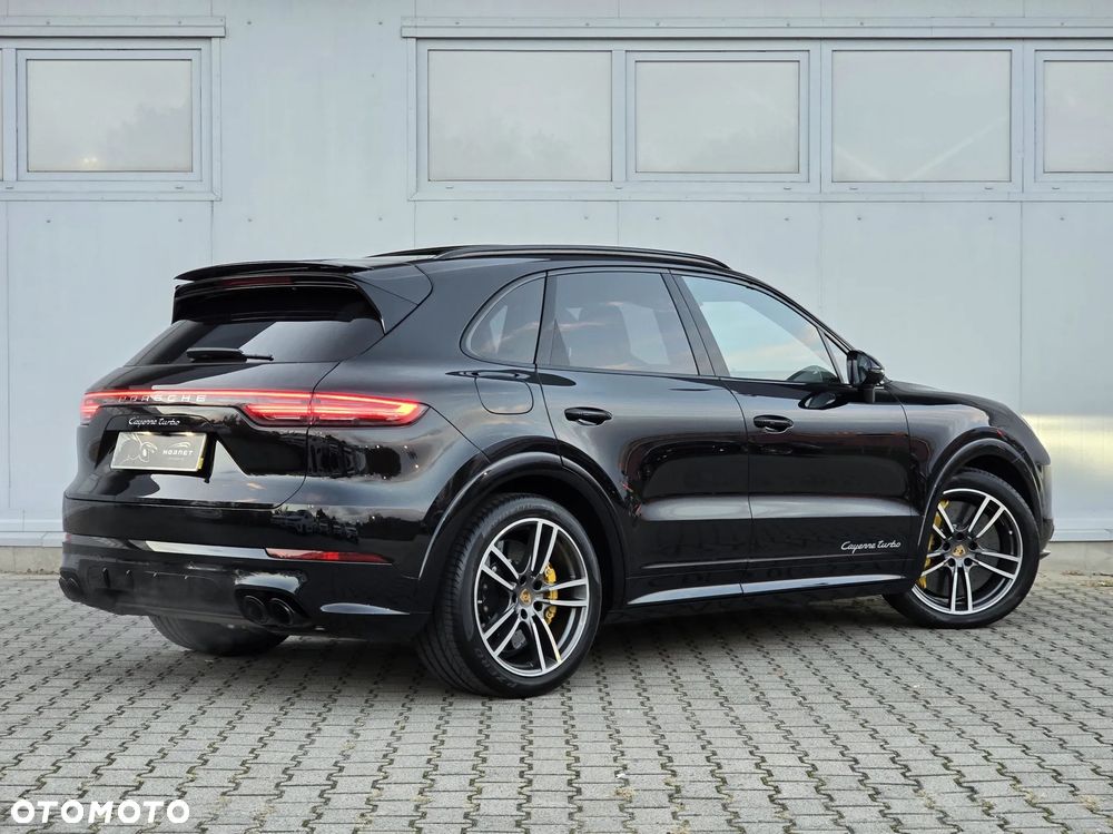Porsche Cayenne Turbo - 5
