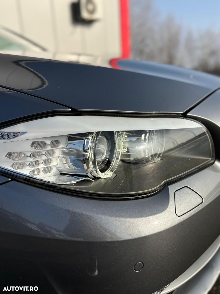 BMW Seria 5 530d xDrive Aut. Luxury Line - 3