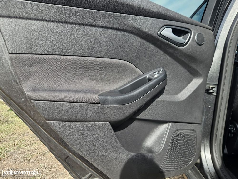 Ford Focus 1.5 TDCi EcoBlue Titanium - 50