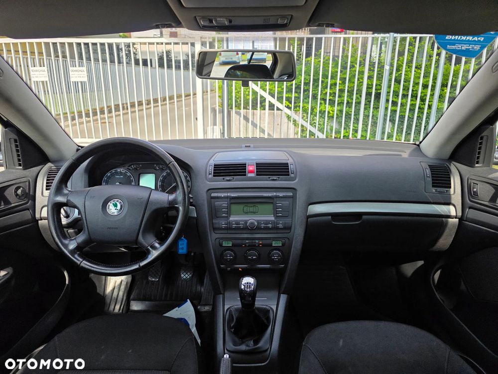 Skoda Octavia 2.0 TDI Ambiente - 9