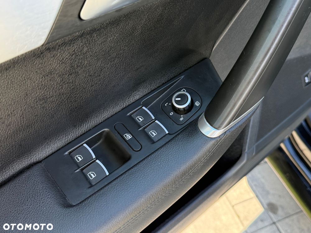 Volkswagen Passat 1.4 TSI Highline - 17