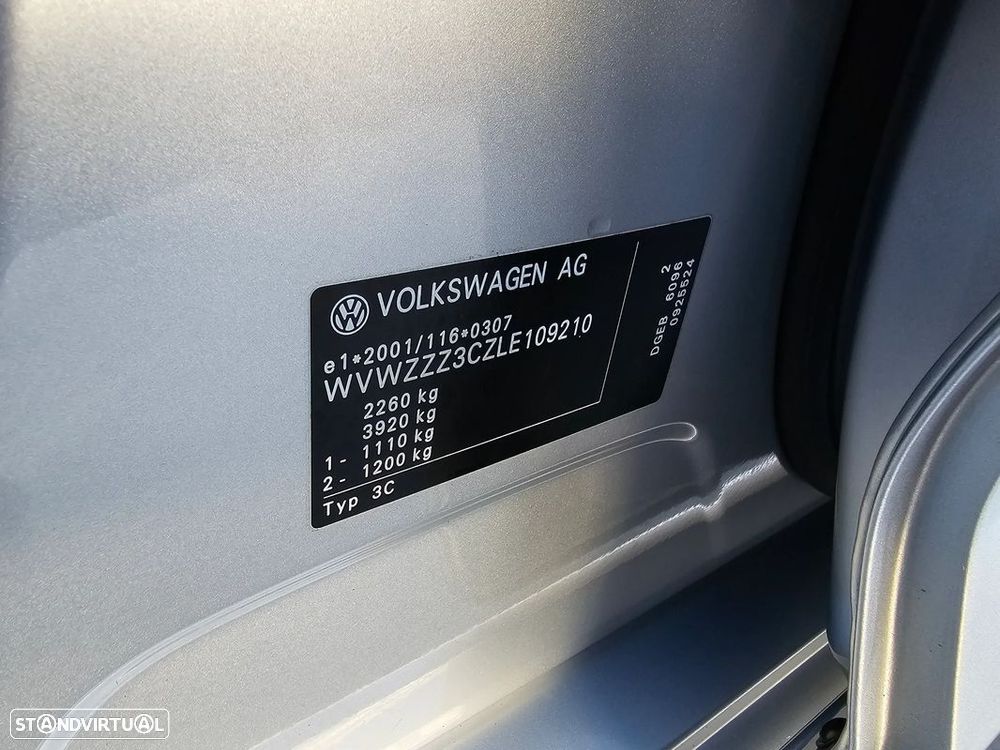 VW Passat Variant - 31