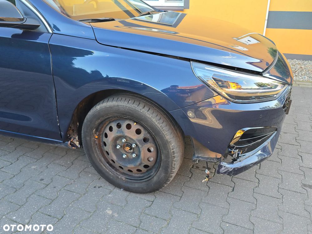 Hyundai i30 1.5 T-GDI 48V Smart Plus - 8