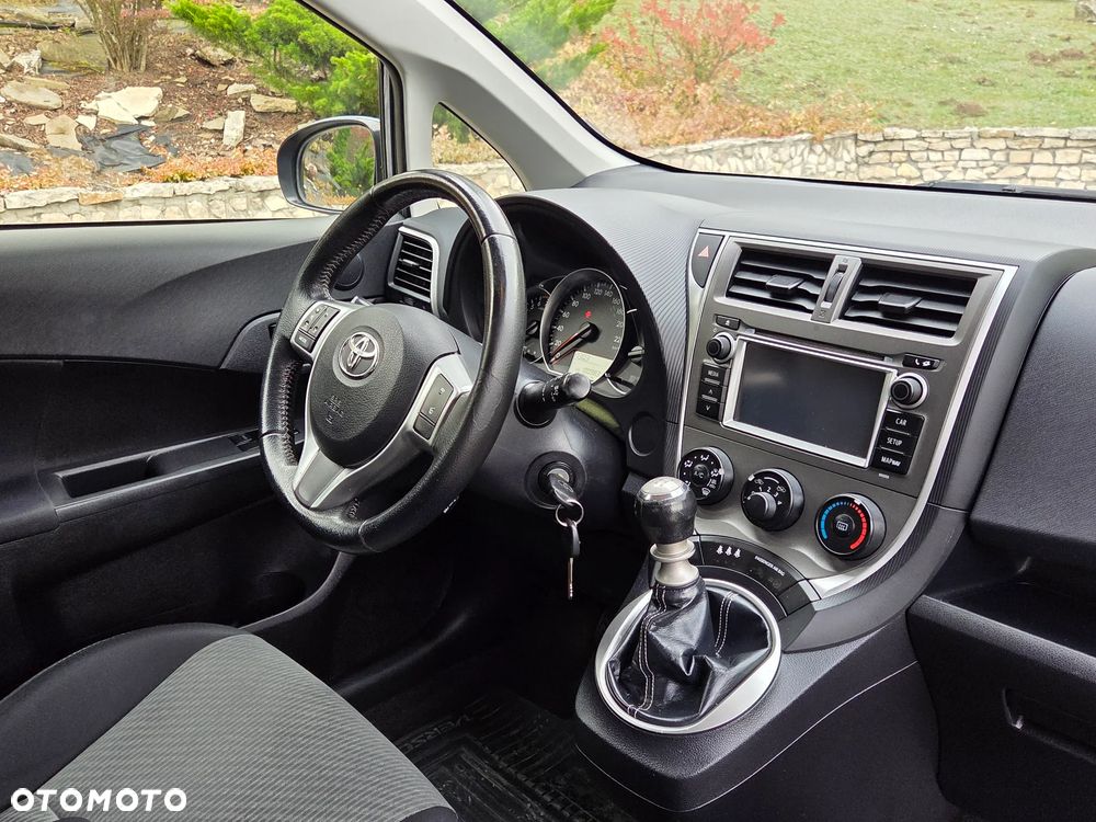 Toyota Verso S 1.33 VVT-i Life - 16
