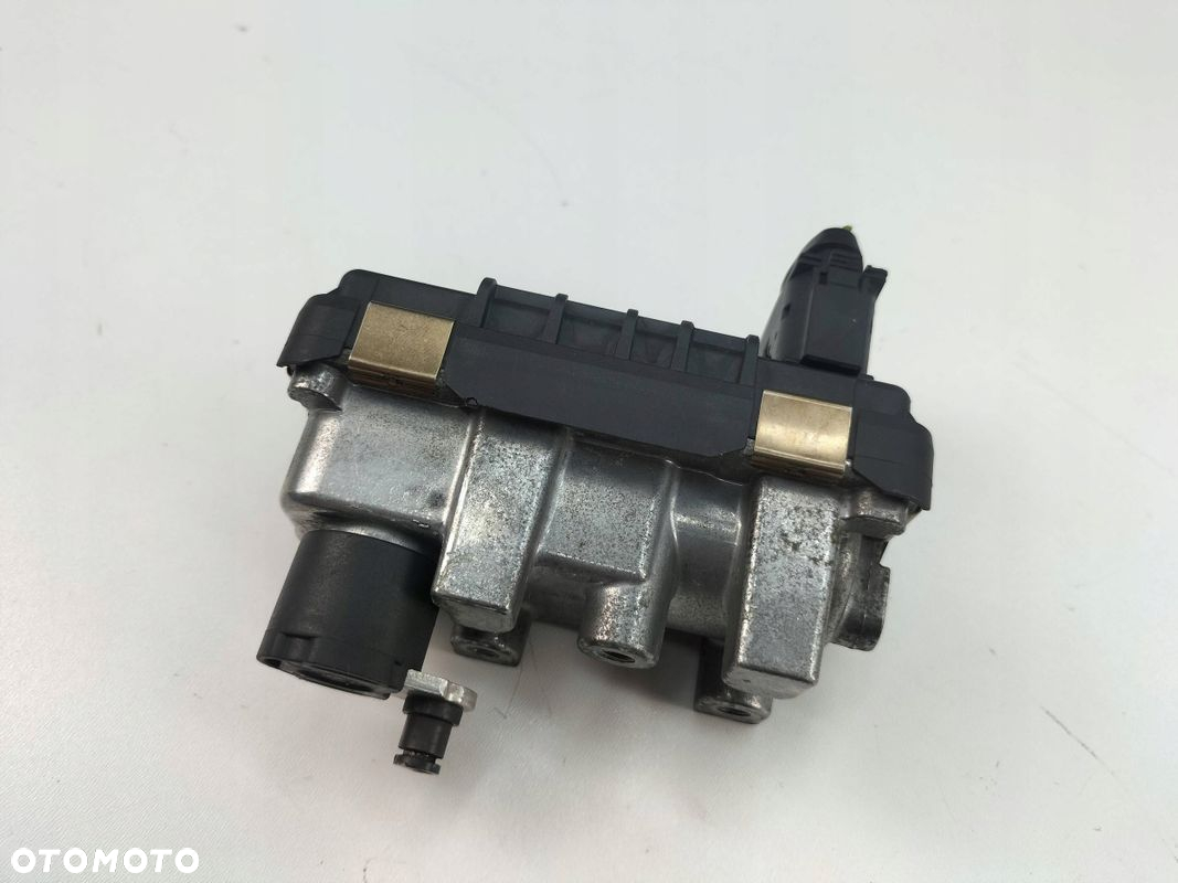 NASTAWNIK TURBINY G221 G-221 6NW008412 712120 DO REGENERACJI ! - 2