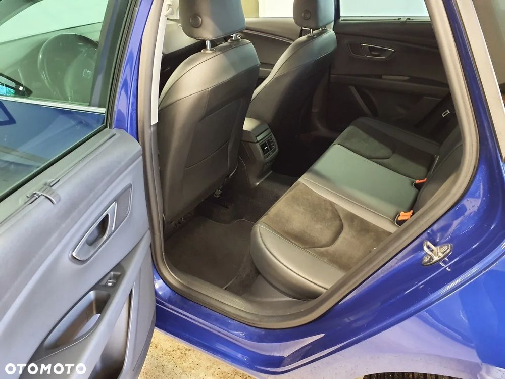 Seat Leon 2.0 TDI Xcellence S&S DSG - 8