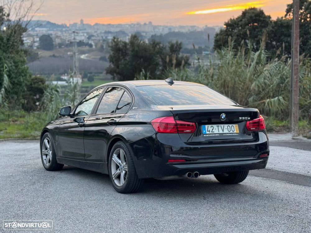 BMW 330 e iPerformance - 15