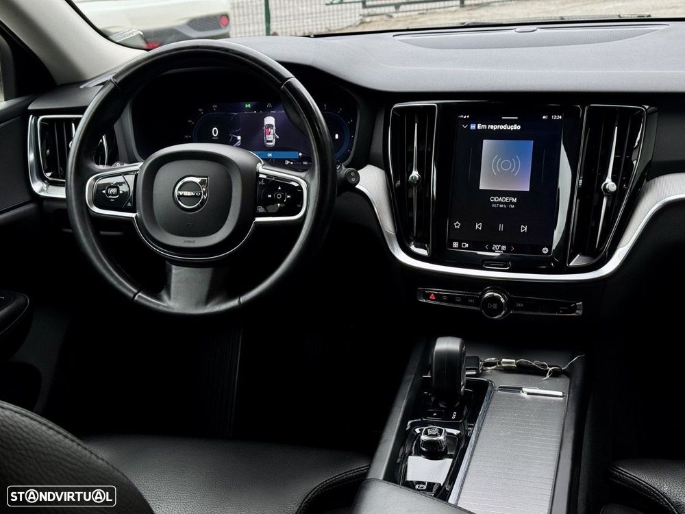 Volvo V60 2.0 B4 Plus Bright Auto - 22