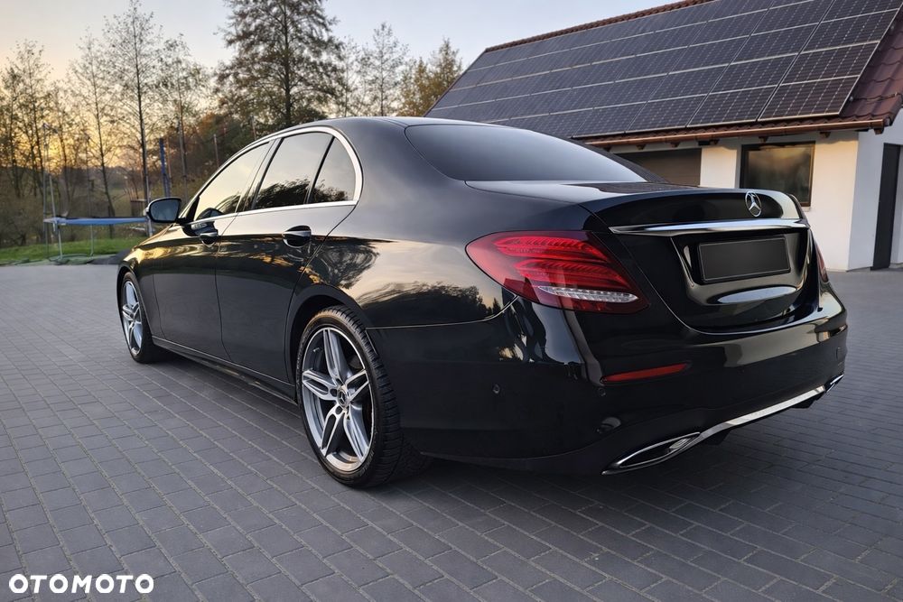Mercedes-Benz Klasa E 220 d 9G-TRONIC AMG Line - 5