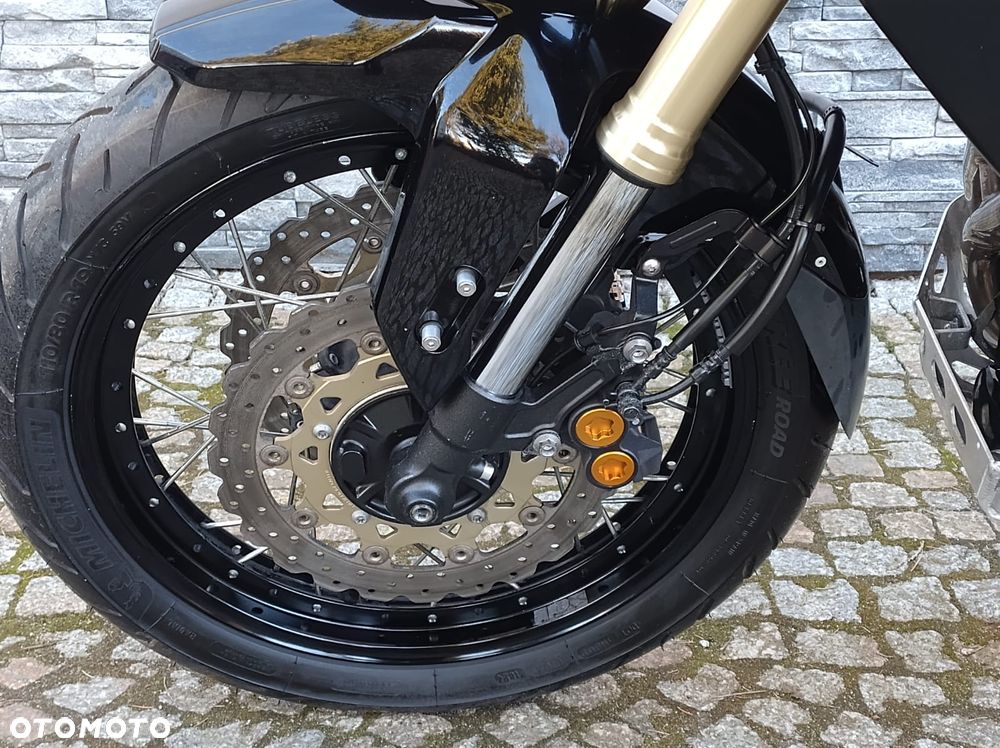 Yamaha Super Tenere - 32