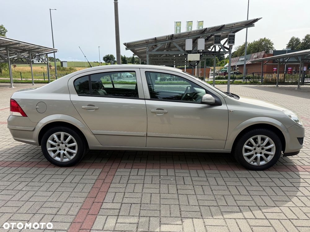 Opel Astra 1.6 - 5