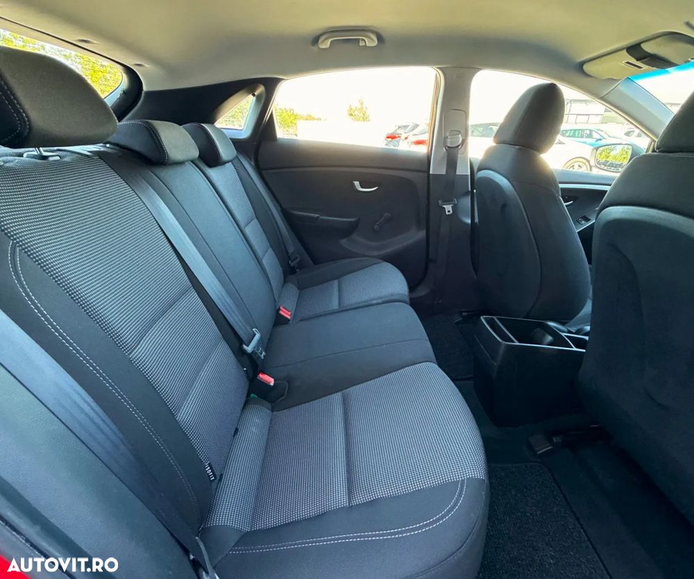 Hyundai i30 1.4 CRDi Trend - 19