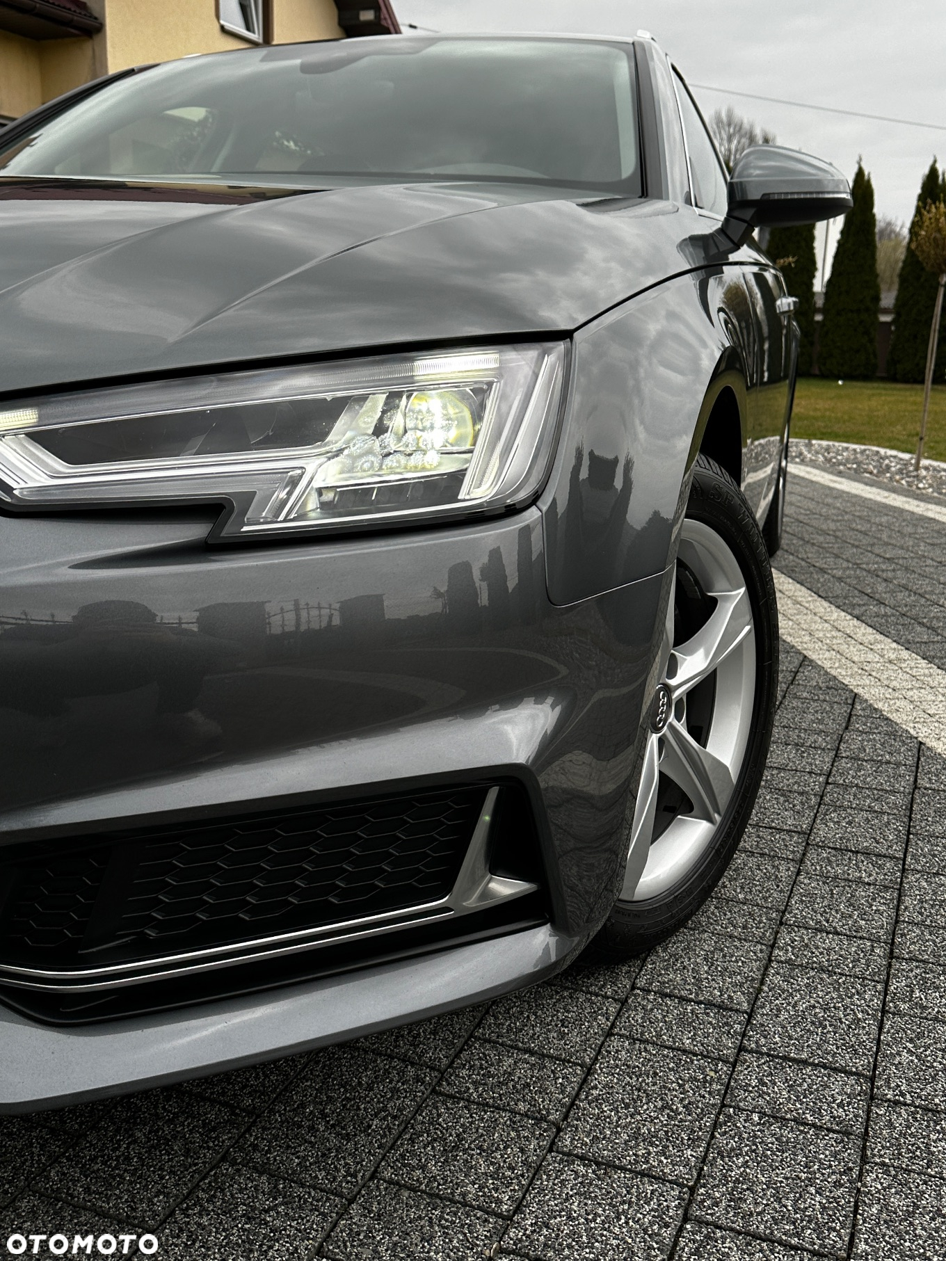 Audi A4 - 8