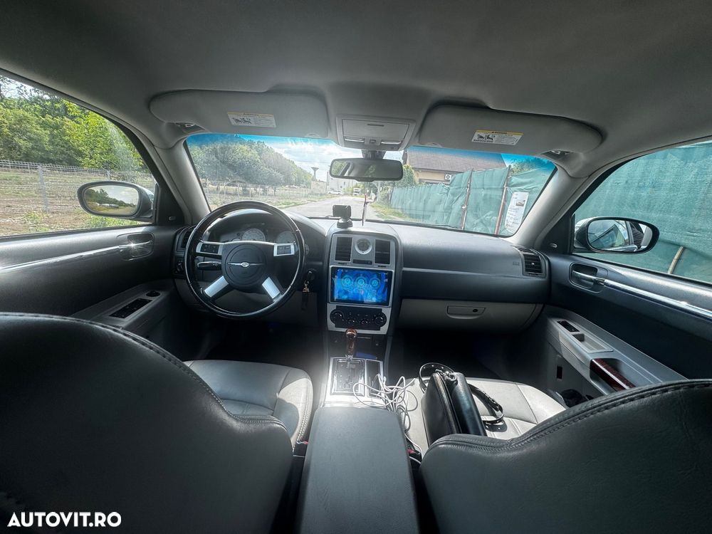 Chrysler 300C 3.0 CRD DPF Automatik - 8