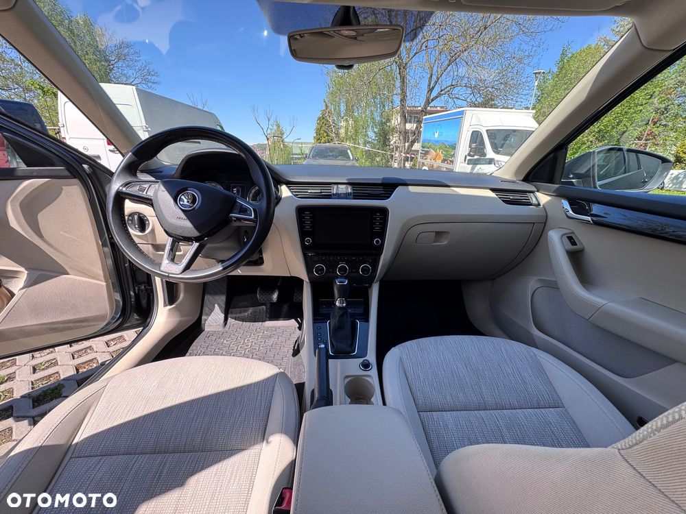Skoda Octavia 2.0 TDI Style DSG - 4
