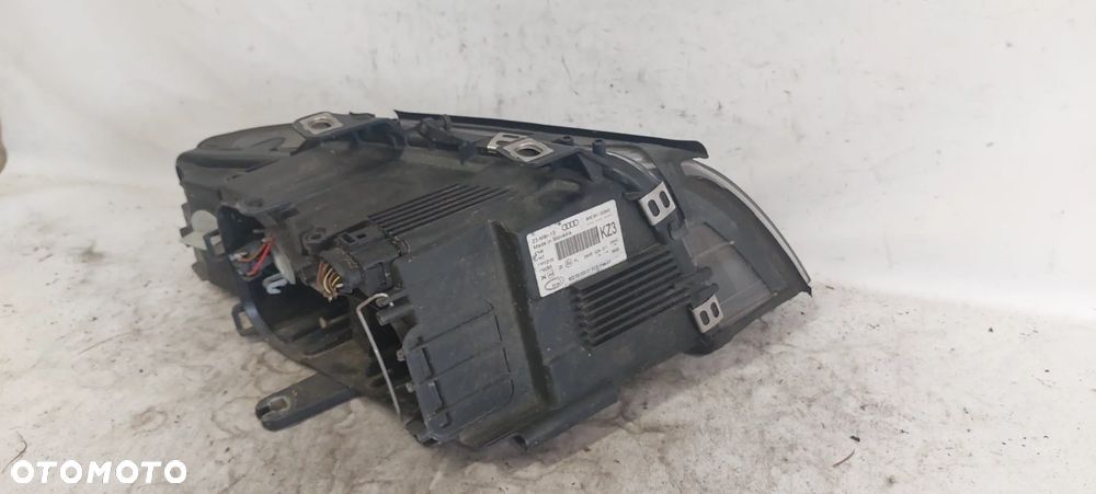 .  PRZOD PRZEDNIA LAMPA LEWA AUDI A4 B6 CABRIO - 3