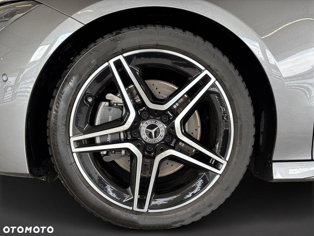Mercedes-Benz CLA - 10