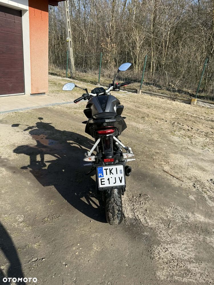 Yamaha MT - 4