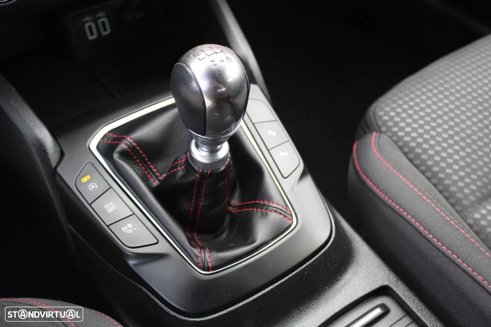 Ford Focus SW 1.5 TDCi EcoBlue ST-Line - 31