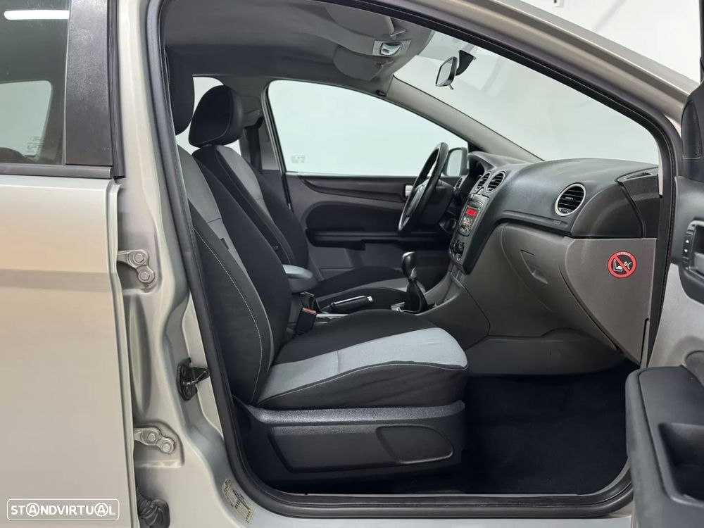 Ford Focus SW 1.6 TDCi Trend - 33