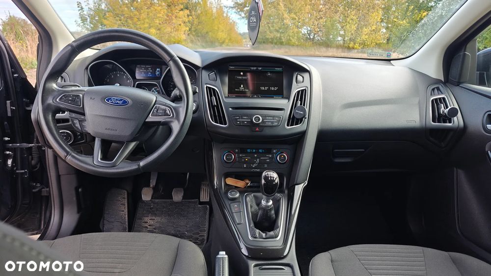 Ford Focus - 18