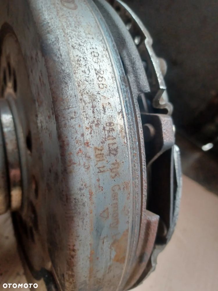 KOŁO DWUMASOWE SPRZĘGŁO A4 B8 2.0 TDI - 3