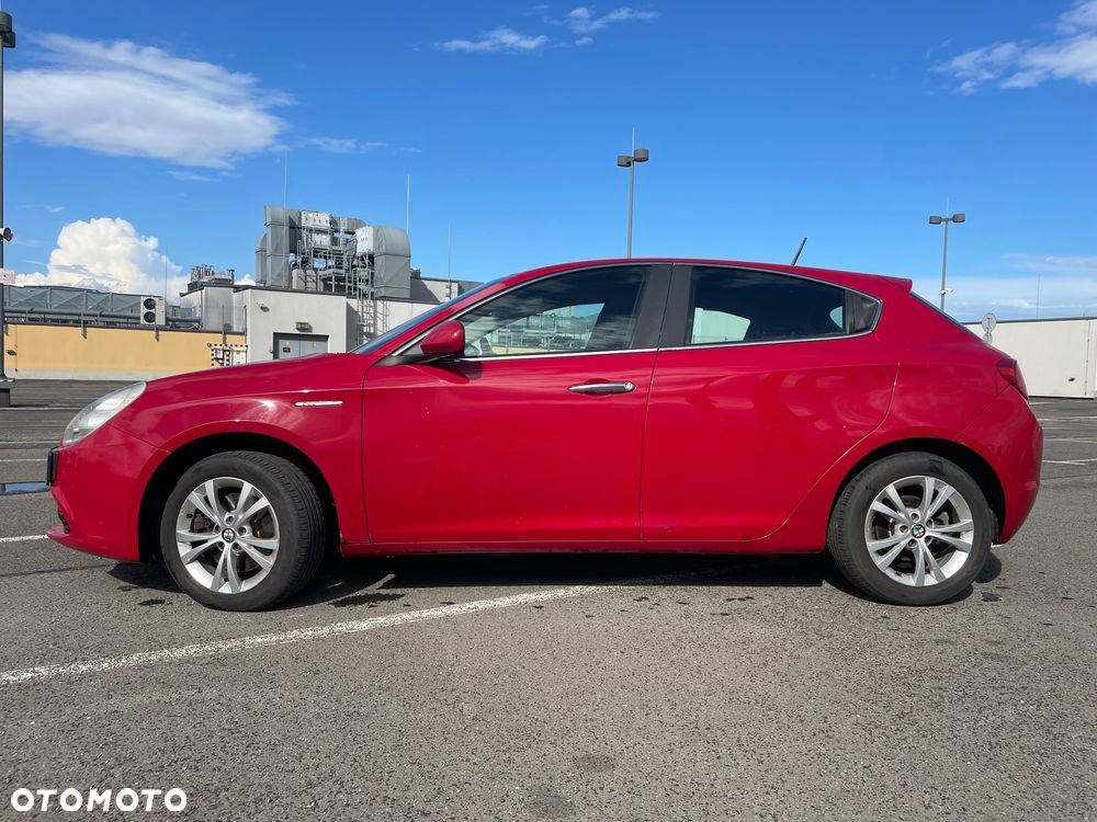 Alfa Romeo Giulietta 2.0 JTDM Distinctive - 5